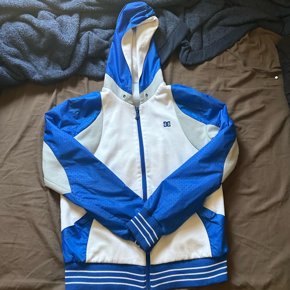Dc zip up sweater
